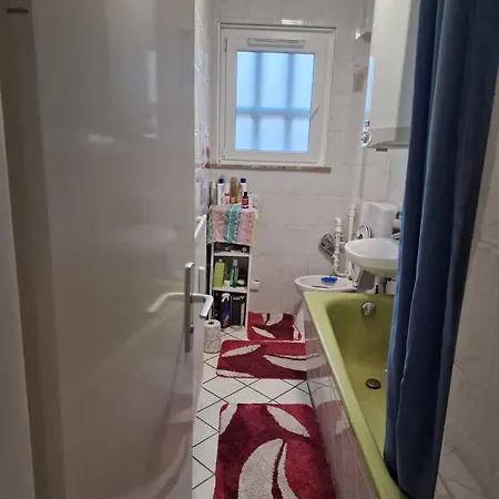 Nyadjam Casa Homestay Darmstadt